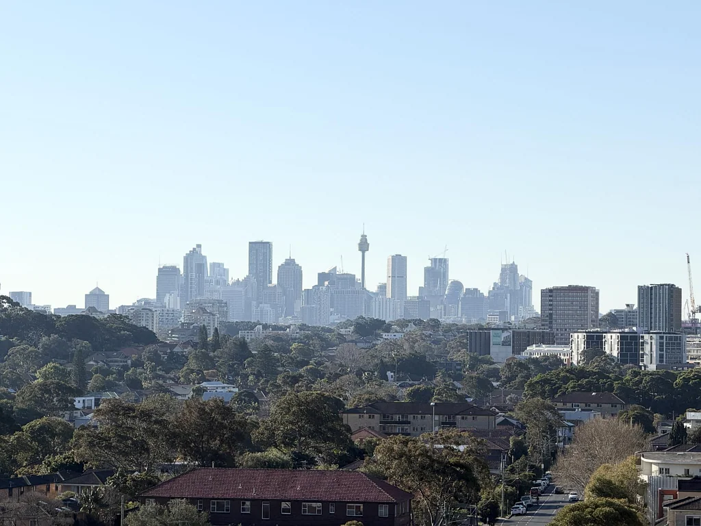 Bright High-Level Apartment | Walk to UNSW