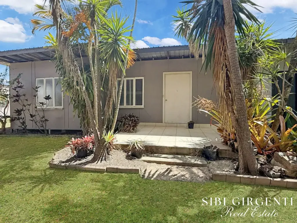 Cozy 2- Bedroom Unit in Paddys Green