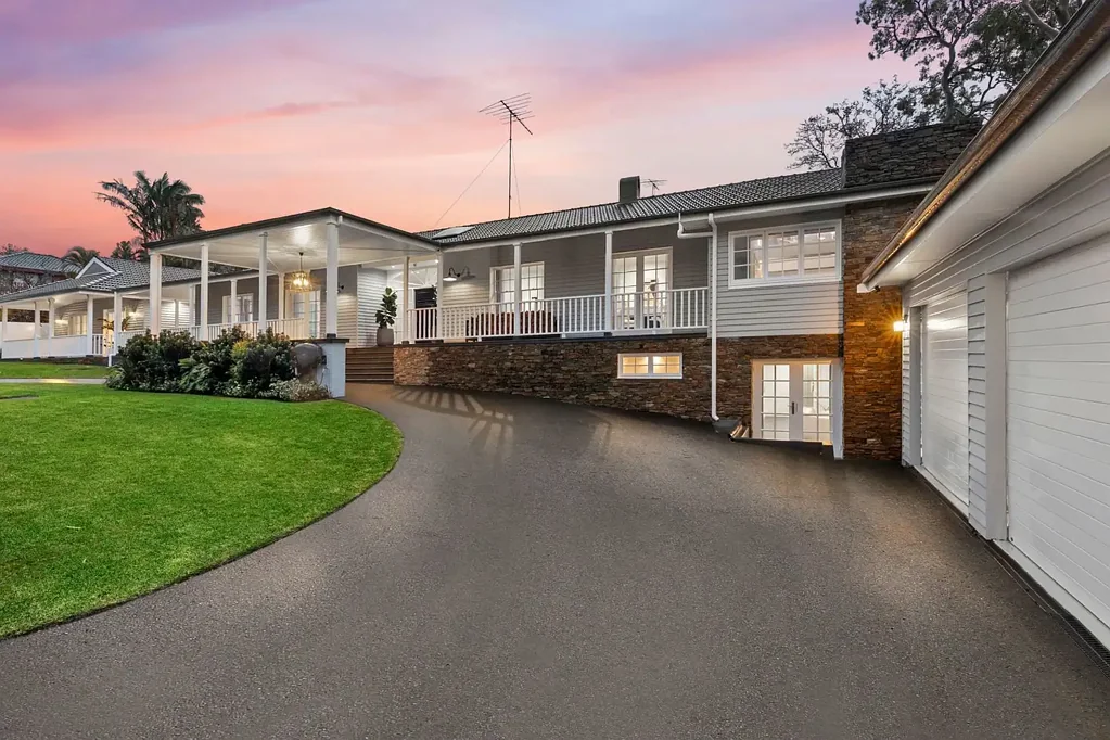 Burraneer 6ਬੈੱਡਰੂਮ Single Level Hampton-Style Estate on 1,970sqm