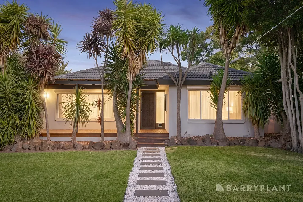 52 Bursaria Avenue, Ferntree Gully, VIC 3156