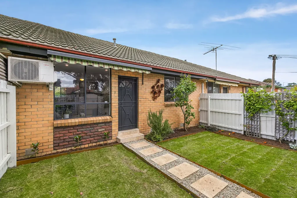 Pascoe Vale 2ਬੈੱਡਰੂਮ Contemporary Comfort in a Quiet Pascoe Vale Pocket