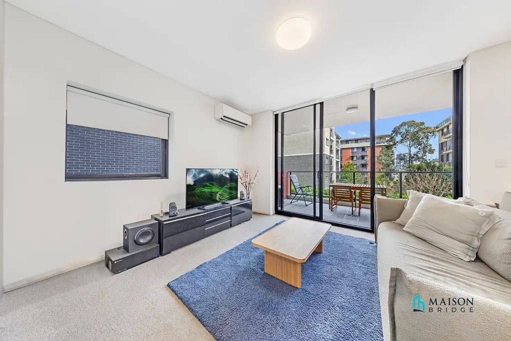 Ryde 2 Bedroom Modern Convenience, Quiet & Comfy Riverside Living