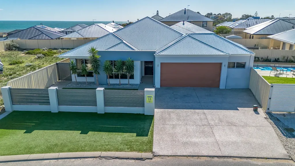 Your Dream Oceanside Lifestyle Awaits