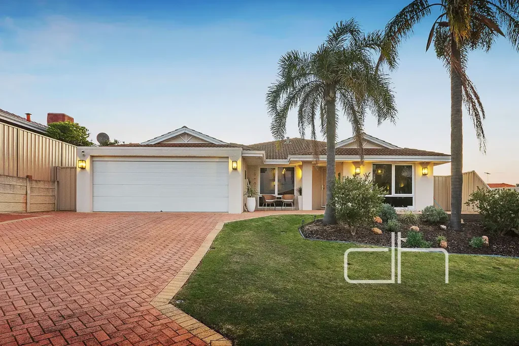 12 Ringrose Heights, Landsdale, WA 6065