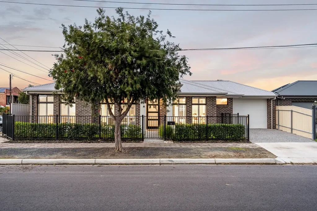 Greenacres 3Phòng ngủ A Modern Build That Gets Low Maintenance Family Living Right!