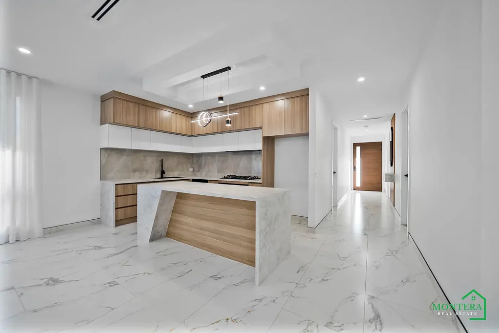 Mickleham 4બેડરૂમ Modern Luxury with Dual Kitchens & Dual Master Suites in a Prime Mickleham Location