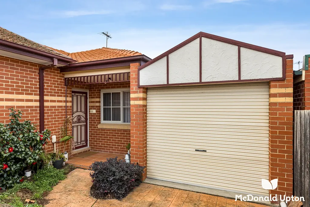 3/50 Deakin Street, Essendon, VIC 3040