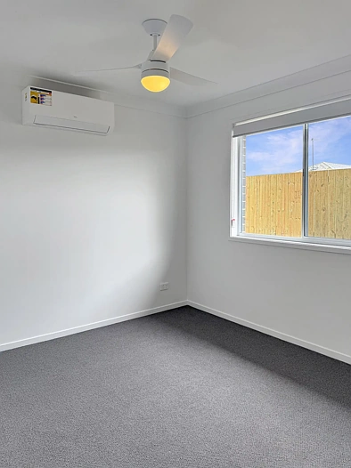 2/50 Somerville Circuit, Park Ridge, QLD 4125, 2房, 1浴, House