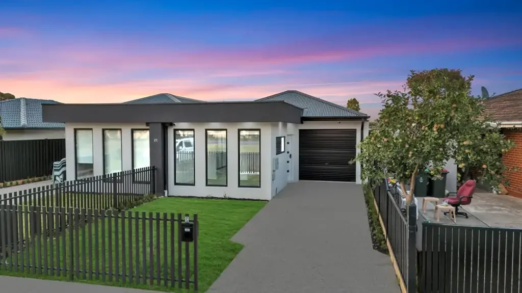 Laverton 3房  Modern Unit in a Premium Location
