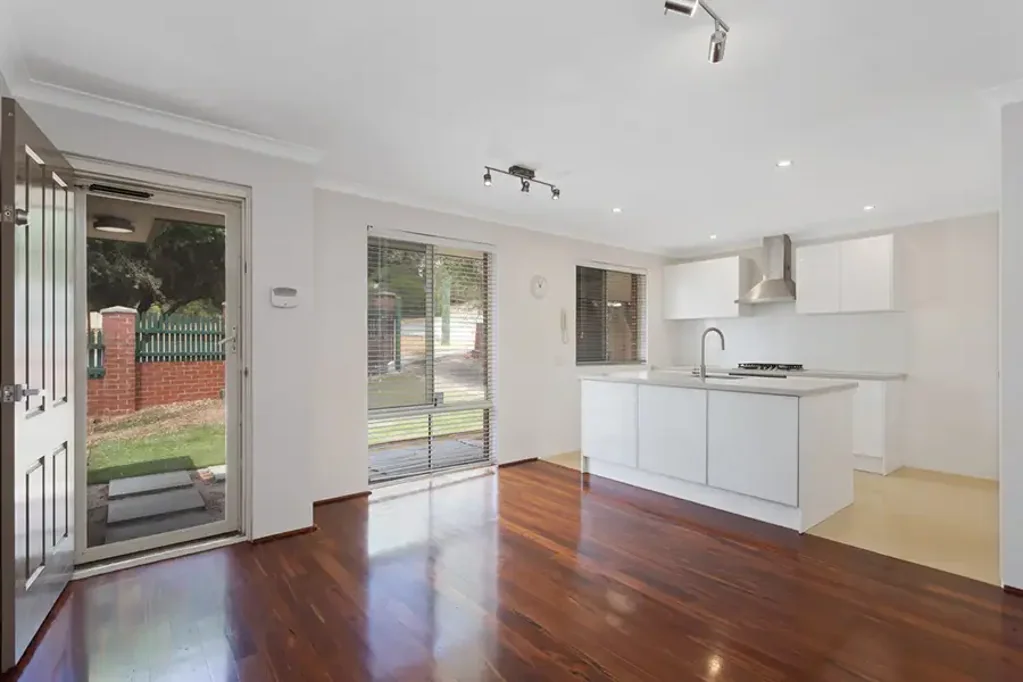 Standalone Villa in a Quiet Tree-Lined Location