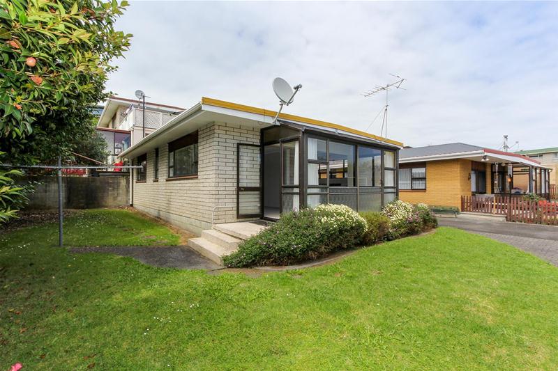 10c Annandale Street, Lynmouth, New Plymouth, 2 ห้องนอน, 1 ห้องน้ำ