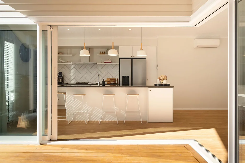 Pyes Pa 4Kwarto Motivated Move, Easy-Care Living