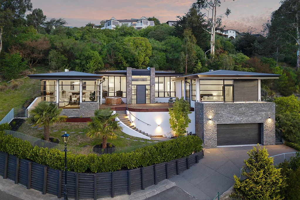 Huntsbury 4ਬੈੱਡਰੂਮ Owner Relocated to Auckland - No Plan B!
