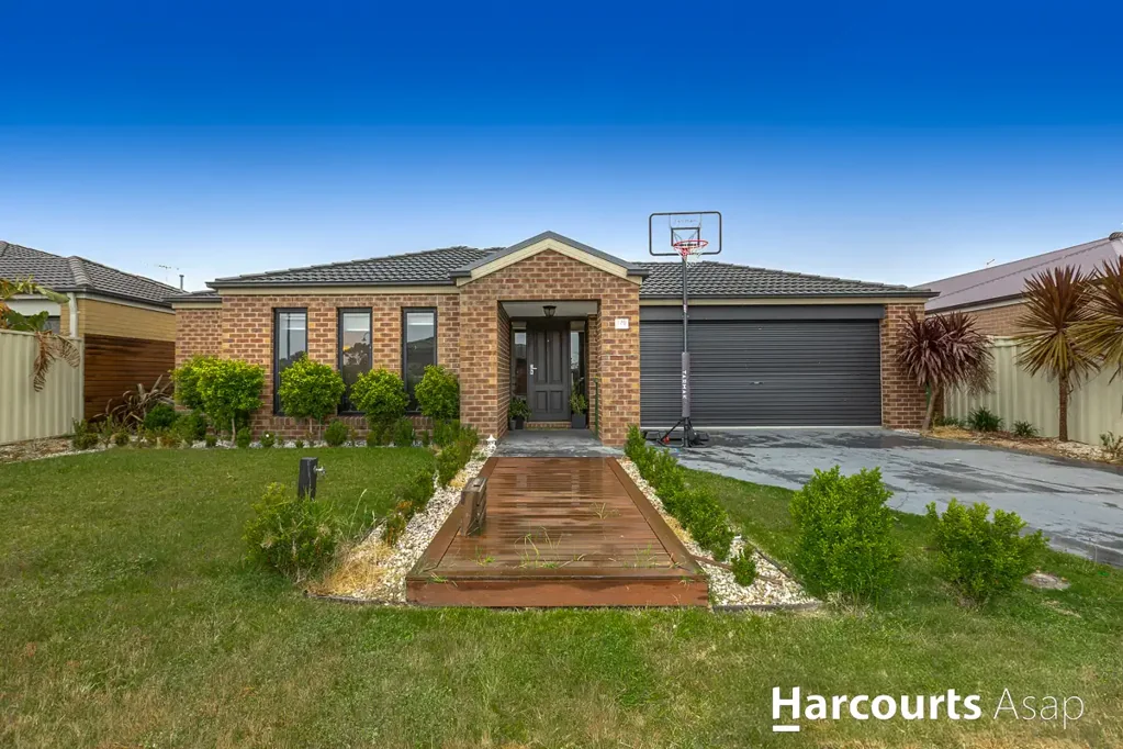 Spacious Family Living in Pakenham