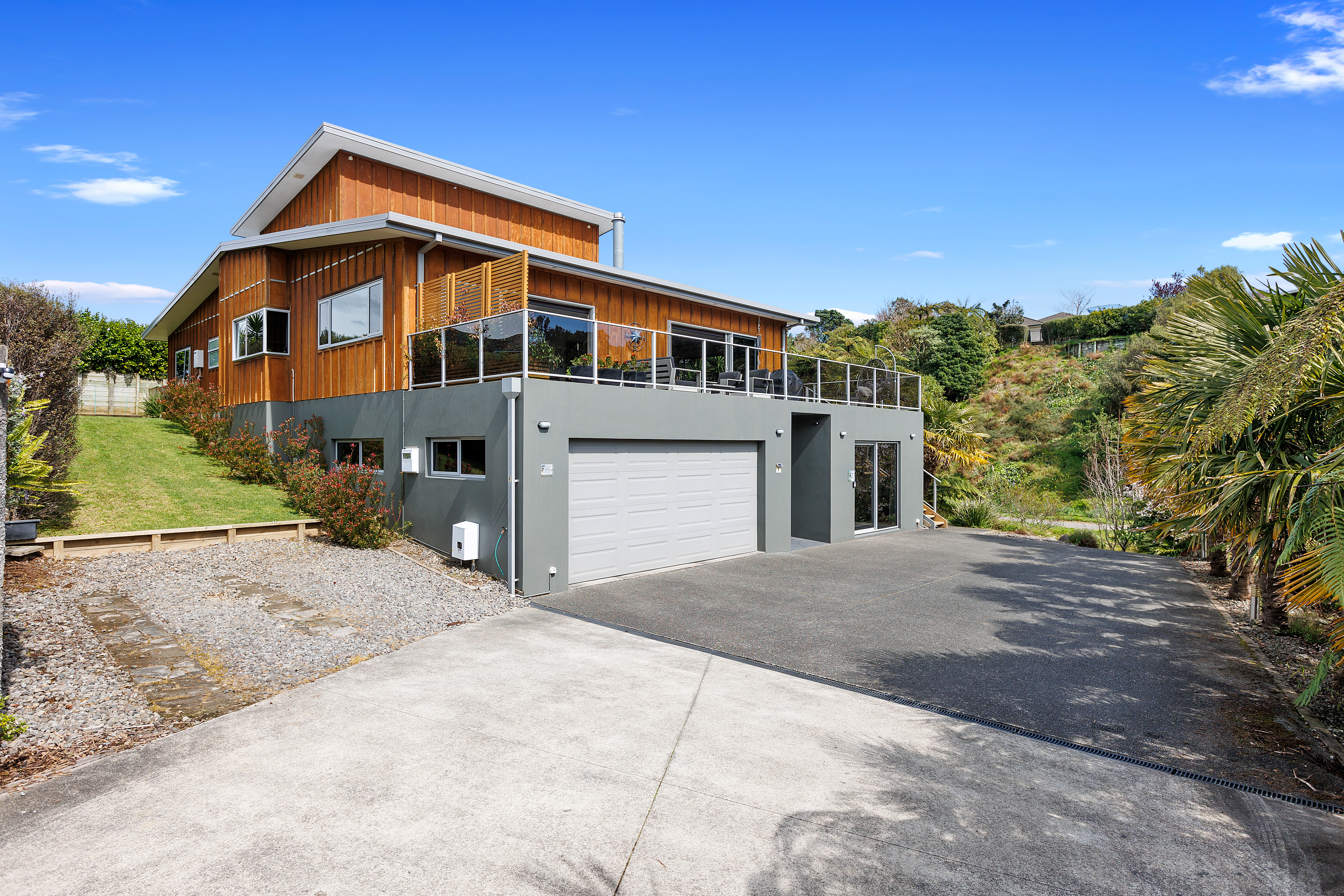 26f Smith Road, Merrilands, New Plymouth, 5 Schlafzimmer, 3 Badezimmer