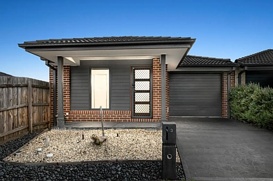 South Morang 3房 宽敞主卧套间 自然光充沛 开放式设计 低维护户外 便利设施齐全 优质学校环绕 交通便捷 Effortless Living in the Heart of South Morang