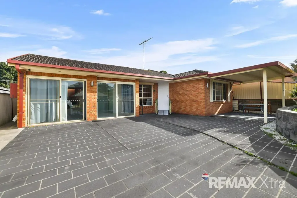 Blacktown 7房 双收入物业 495㎡阔地 即租NDIS 5卧主宅 2卧附楼 地段优越 连通便捷 EXCEPTIONAL DUAL INCOME INVESTMENT | HOUSE + GRANNY FLAT