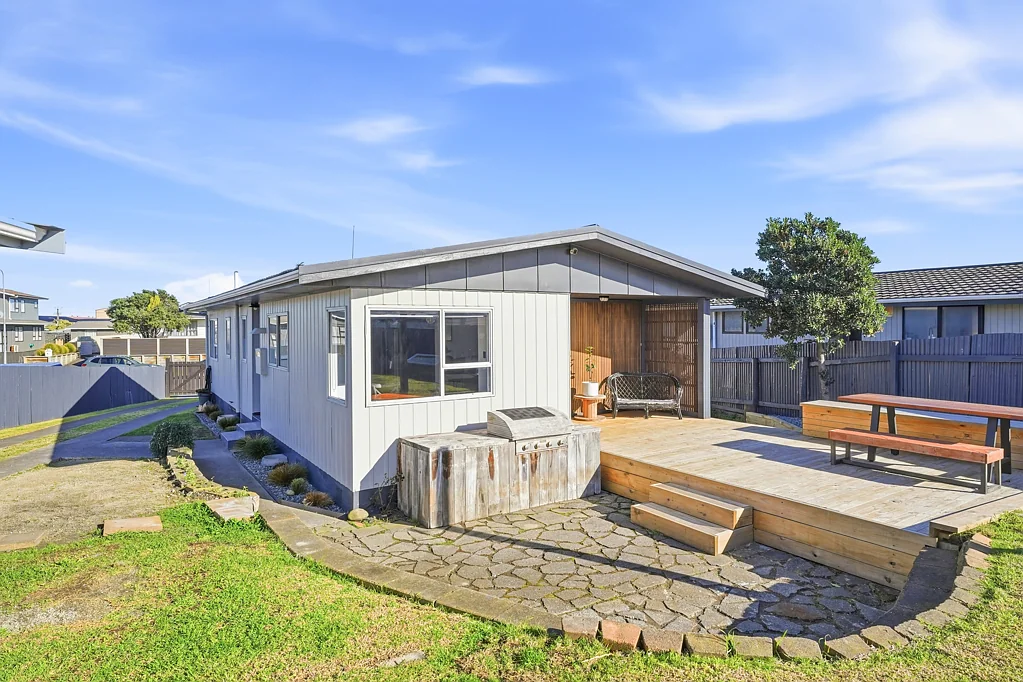 Castlecliff 3房  Fresh, modern and ready to enjoy