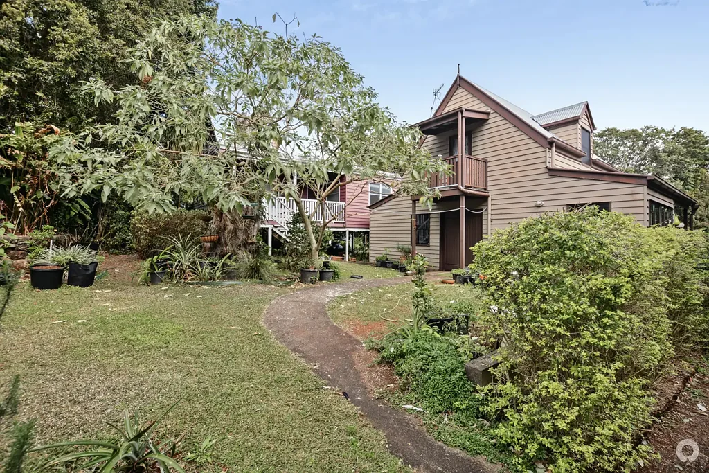 Flaxton 3 Bedroom Two character homes - One rare Flaxton opportunity!