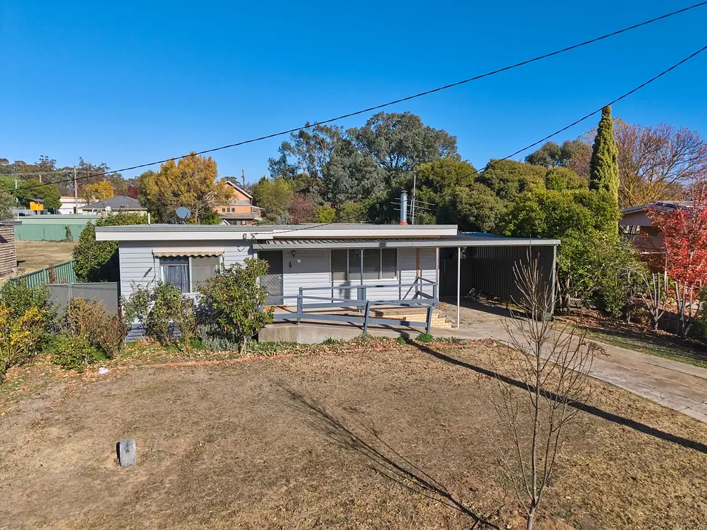 11 Wright Street, Heathcote, VIC 3523