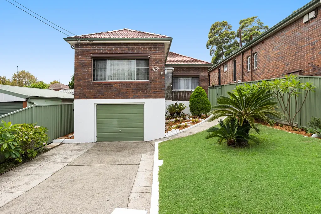 19 Lang Avenue, Pagewood, NSW 2035