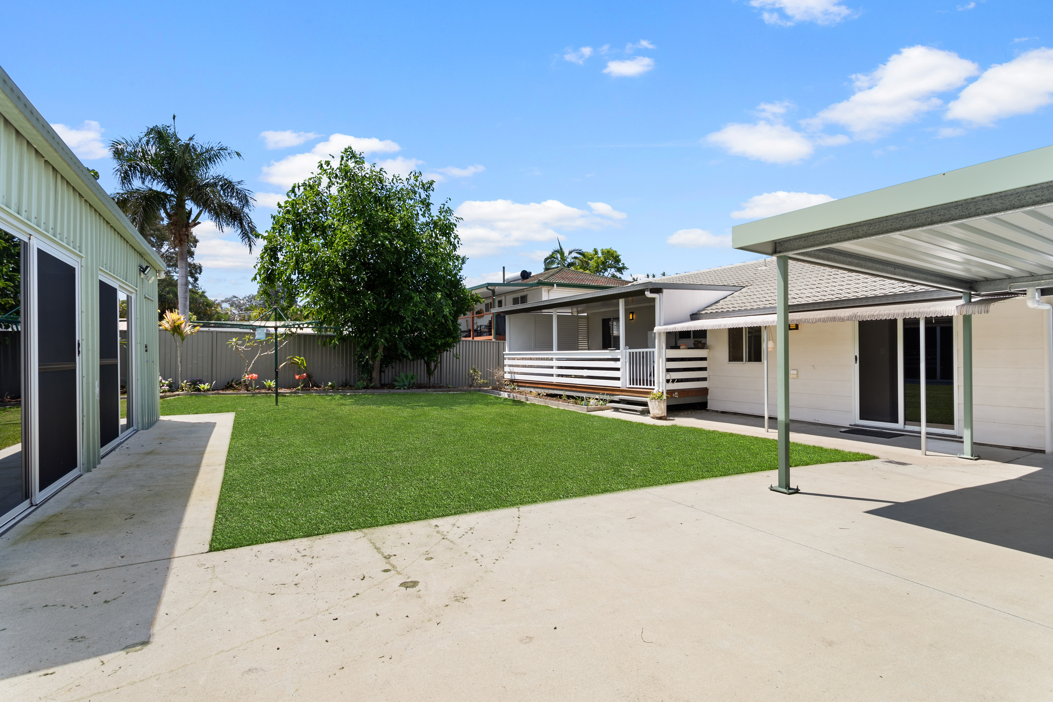 17 LAWNHILL AV, DECEPTION BAY QLD 4508, 0 habitaciones, 0 baños, House