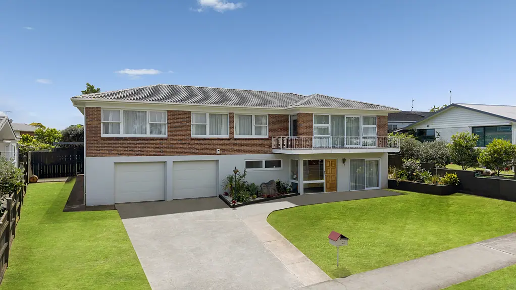 31 The Boulevard, Sunnyhills, Manukau City, Auckland