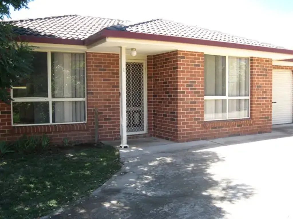 Quiet Location as Duplex unit is at Rear of Block - Available 19/9/25!!!