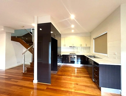 1/47 Chaleyer Street, Reservoir, North Melbourne, 3 chambres, 2 salles de bain, Townhouse