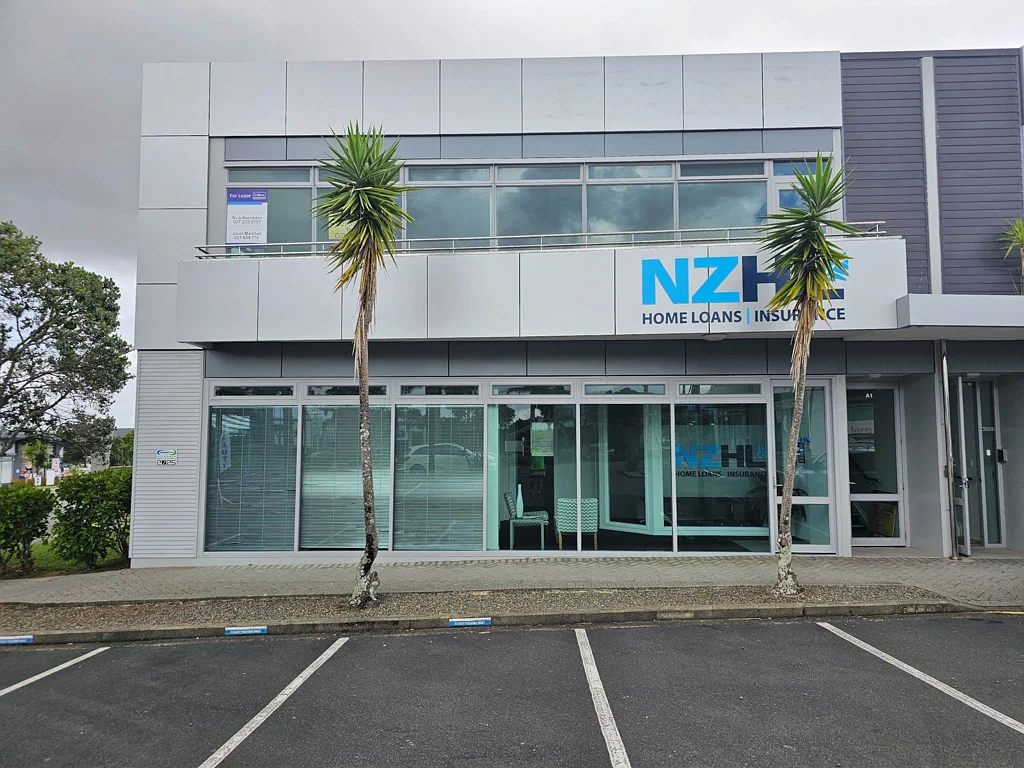 Rosedale MODERN, CENTRALLY LOCATED OFFICE