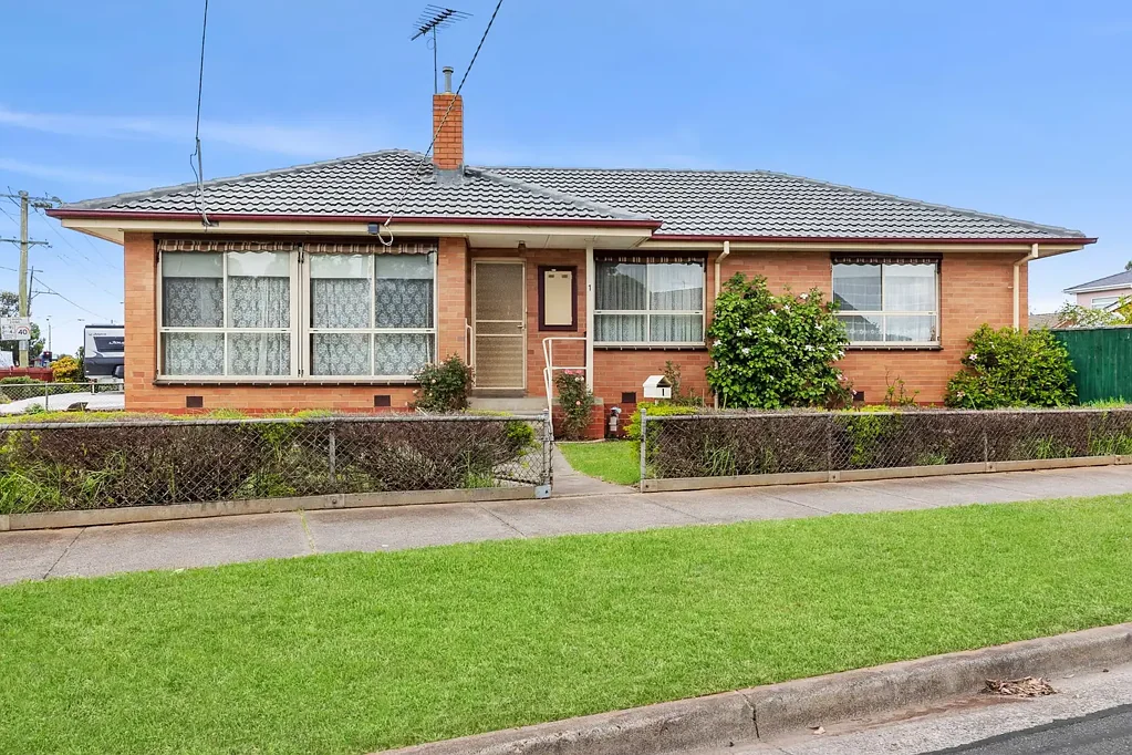 THREE BEDROOM HOME!