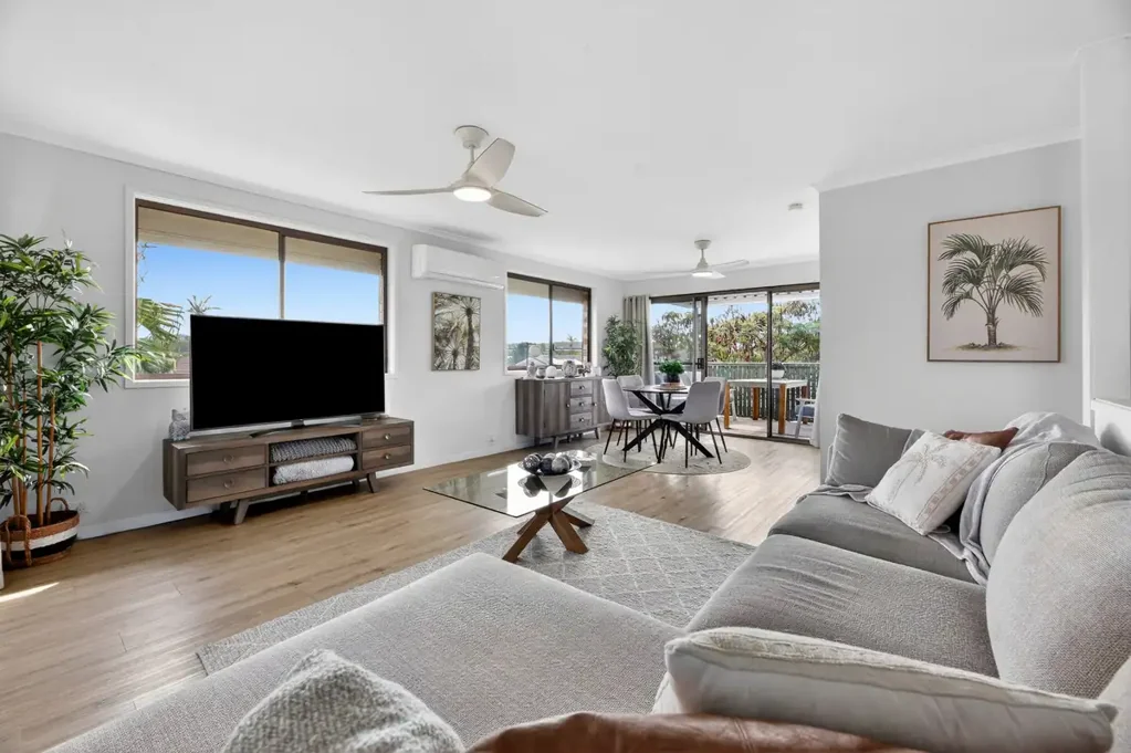 Elanora 3બેડરૂમ Corner Position with Outlook to Hinterland and Burleigh Headland