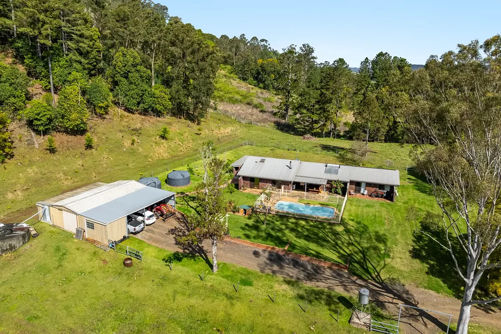 Koonorigan 6कमरा Elevated Acreage, Separate Accommodation & Exceptional Lifestyle Versatility