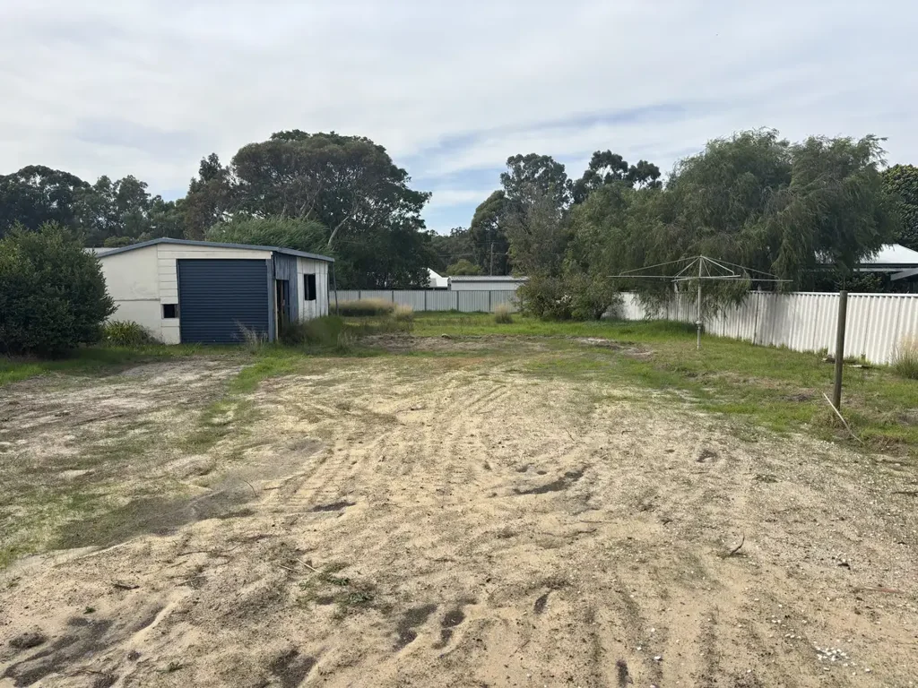 13 Cameron Street, Allanson, WA 6225