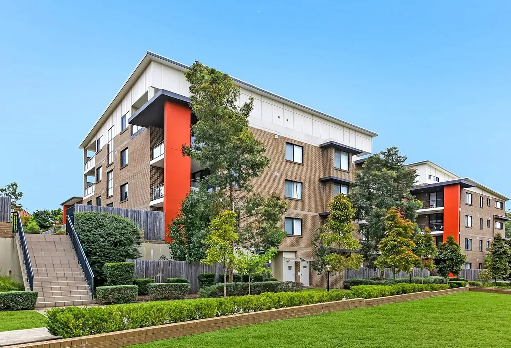 Modern Comfort & Ultimate Convenience in the Heart of Norwest