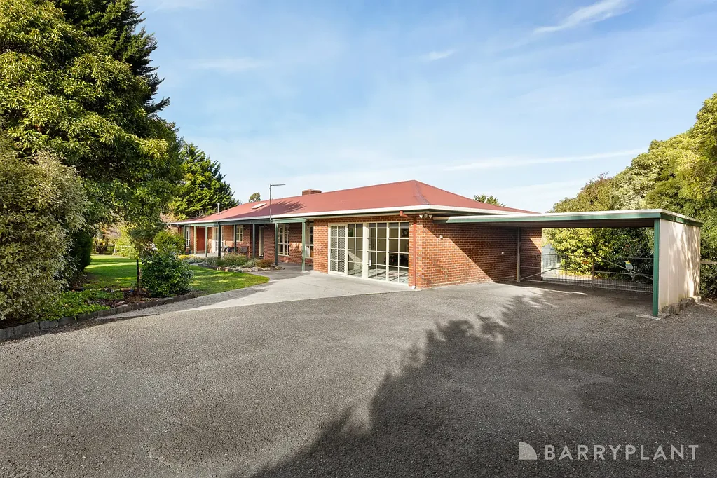 Woori Yallock 4ਬੈੱਡਰੂਮ Versatile Family Living on a Fully-Equipped Acre