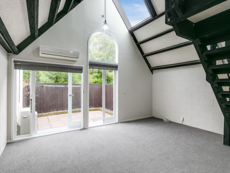 2/62 South Karori Road, Karori, Wellington, 2 phòng ngủ, 1 phòng tắm