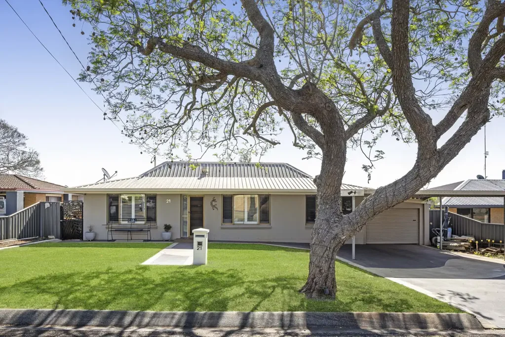 21 Cabarita Crescent, Glenvale, QLD 4350