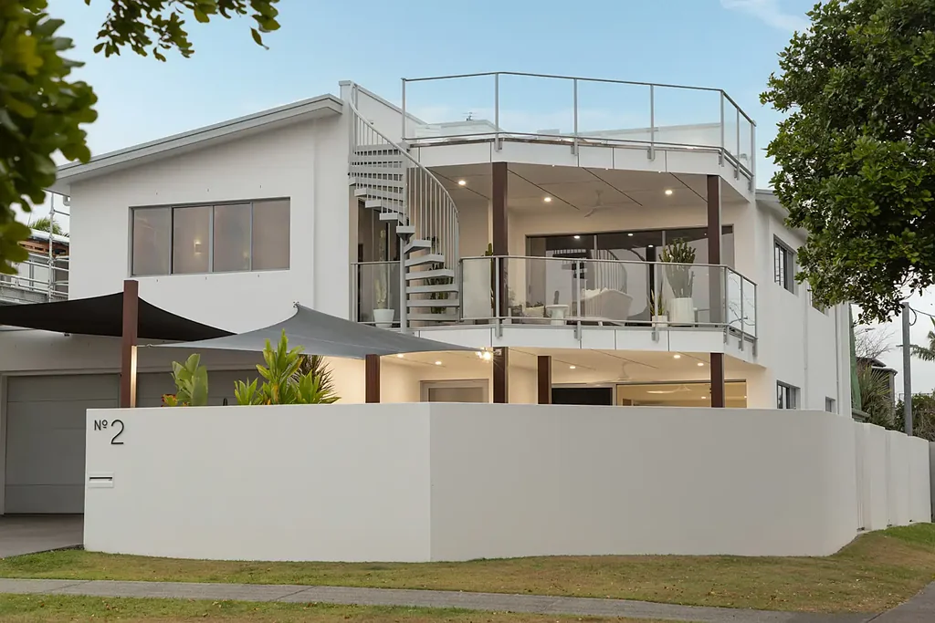 Dicky Beach 4房  Ocean views in the heart of Dicky Beach