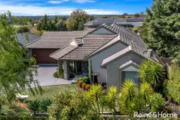 55 Olive Grove, Sunbury