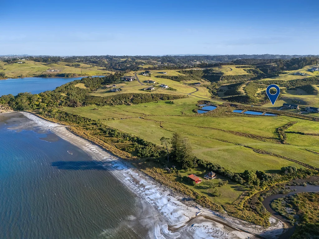 Okura Premium 1,638sqm coastal site at Weiti Bay