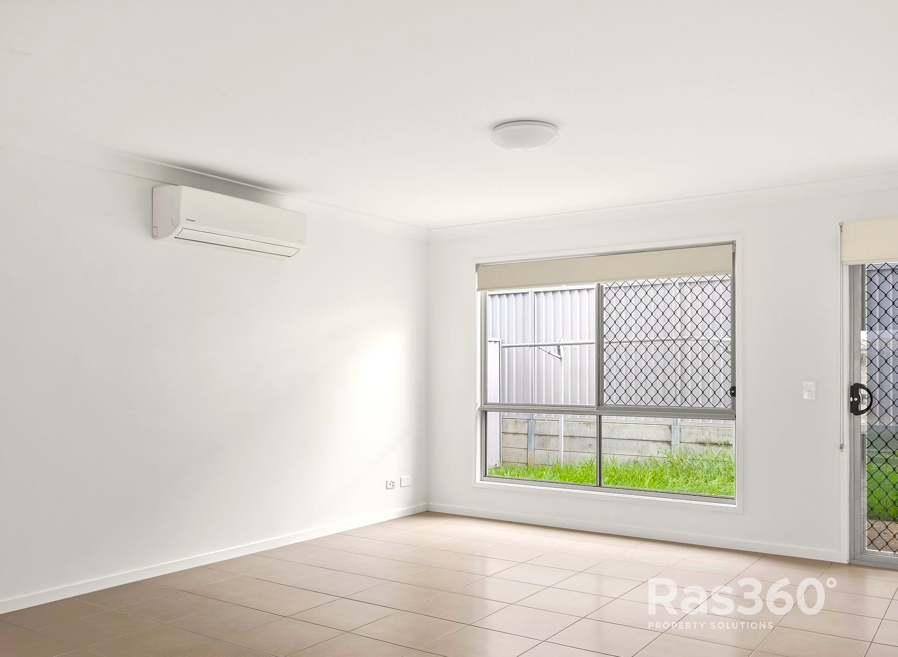 UNIT 43 8 WHITEHORSE RD, DAKABIN QLD 4503, 0 कमरे, 0 बाथरूम, Townhouse