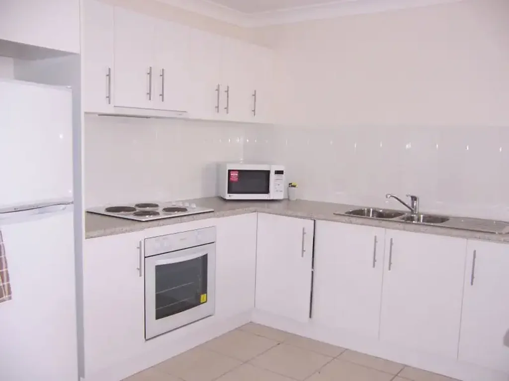 Great one bedroom furnished property in Mayfair Ridge