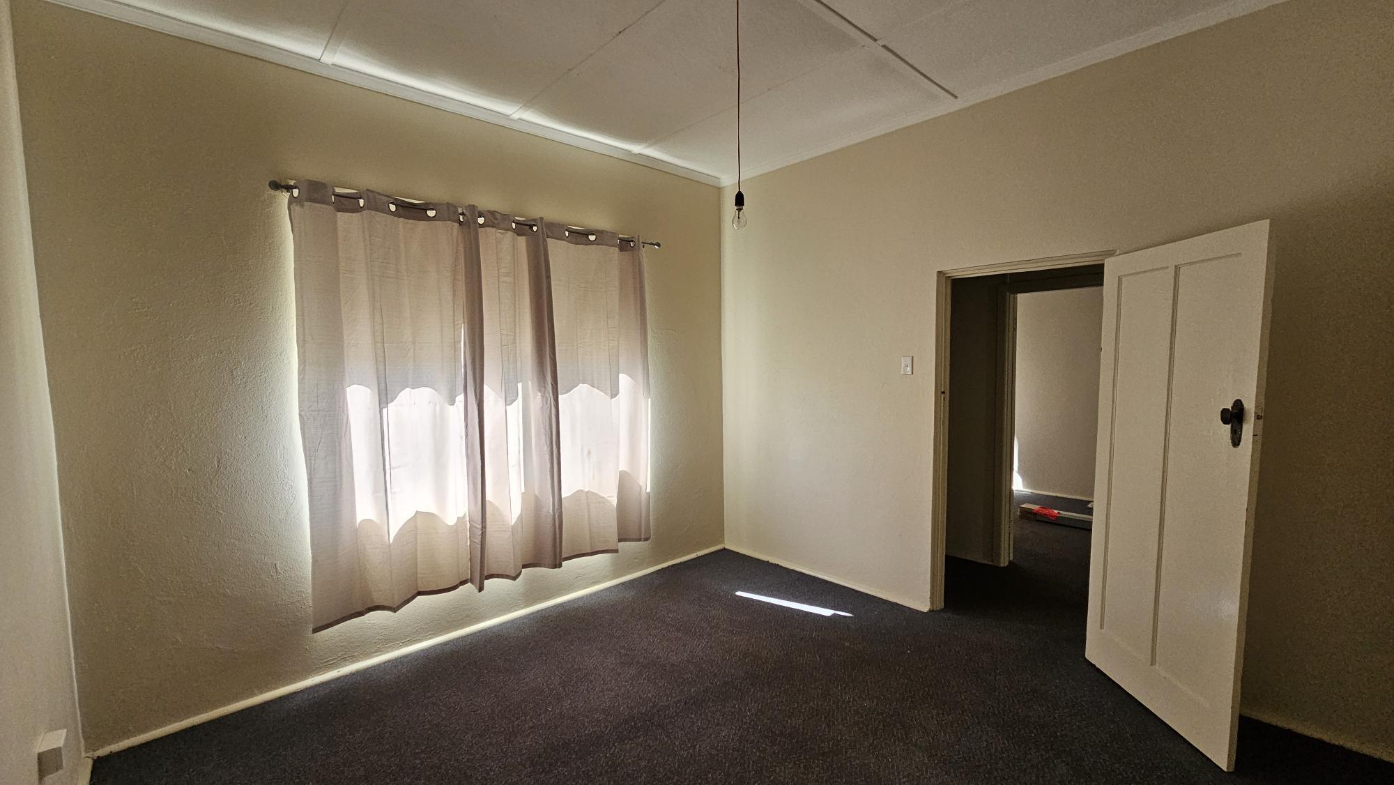 16 KITE ST, COWRA NSW 2794, 0房, 0浴, House