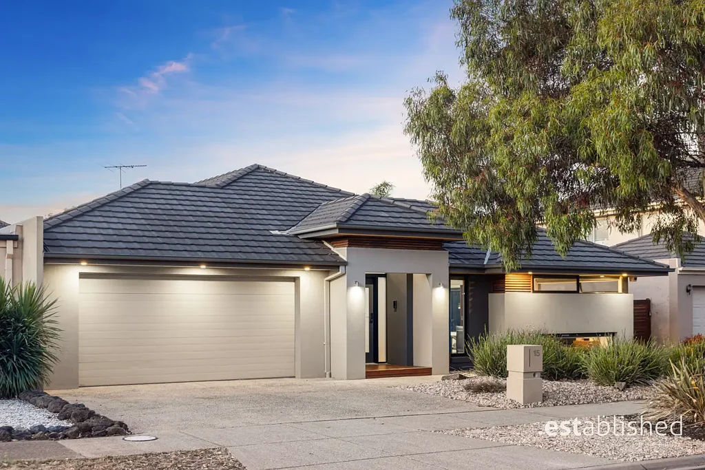 15 Morning Close, Point Cook, VIC 3030