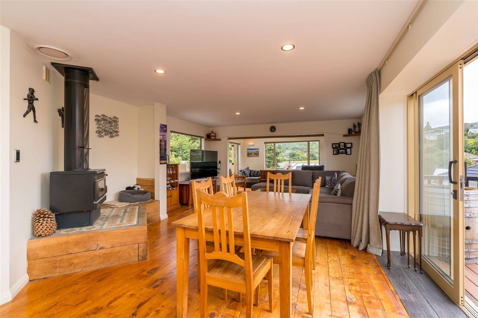 99 Kaikorai Valley Road, Glenross, Dunedin, 4 ห้องนอน, 3 ห้องน้ำ, House