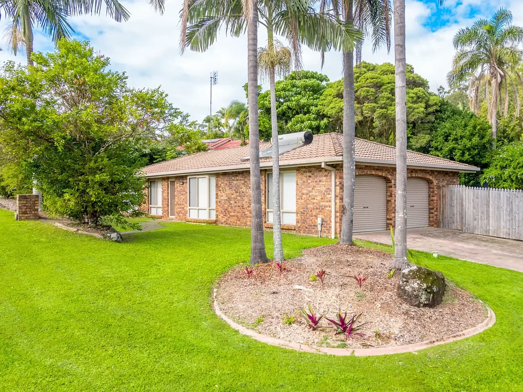 23 Coomburra Crescent, Ocean Shores, NSW 2483