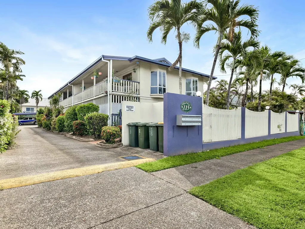 2/115 Buchan Street, Bungalow, QLD 4870