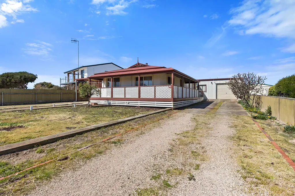17 Crampton Crescent, Port Victoria, SA 5573