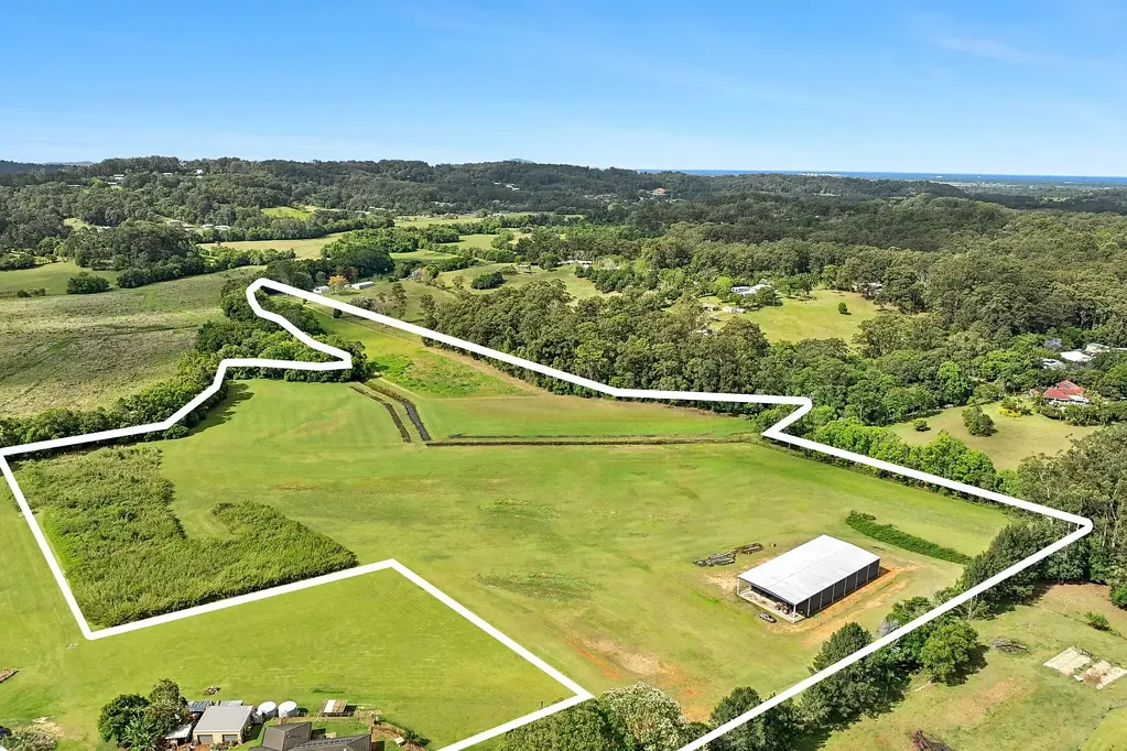 Diddillibah 2 Bedroom 30 Acres of Serene Diddillibah Paradise - Privacy and Productivity on Town Water!